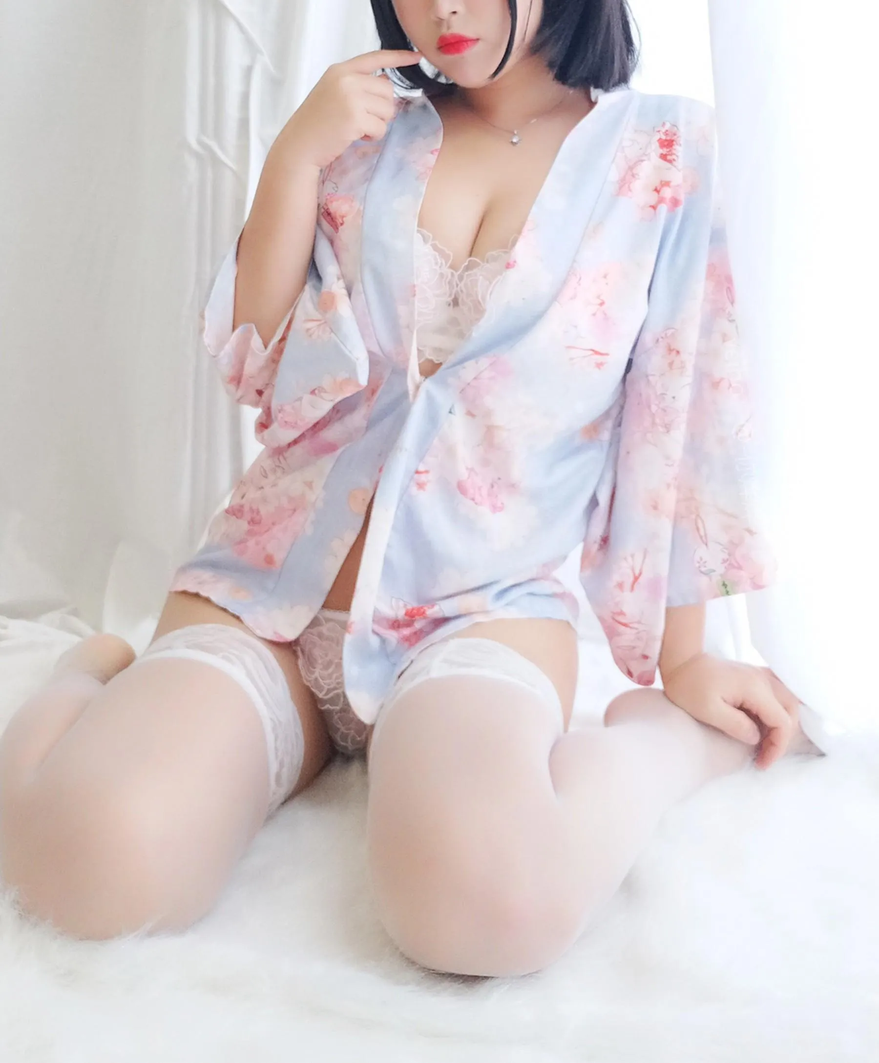 白烨 – NO.02 花与酒与少女 [59P]插图1